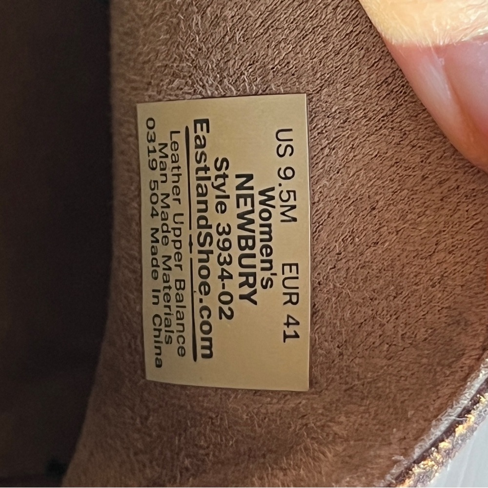 Eastland Shoe Brown Penny Loafers for Women (NWOT) - Picture 10 of 10